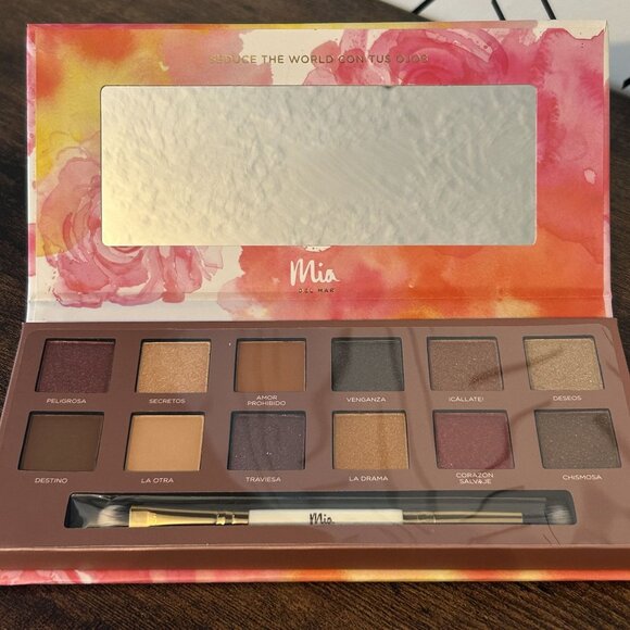 NEW Mia del Mar Novelera Eyeshadow Palette Dual Ended Brush  Vegan Multicolor - Picture 7 of 11